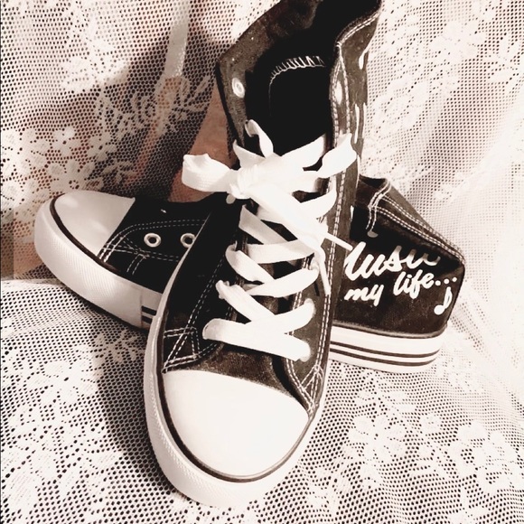 “MUSIC IS MY LIFE” CONVERSE SNEAKERS - Picture 5 of 9